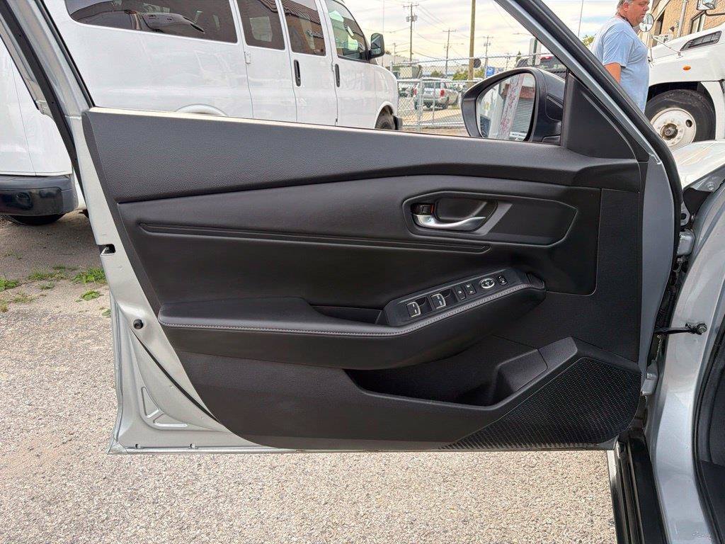 Used 2024 Honda Accord Sport image 28