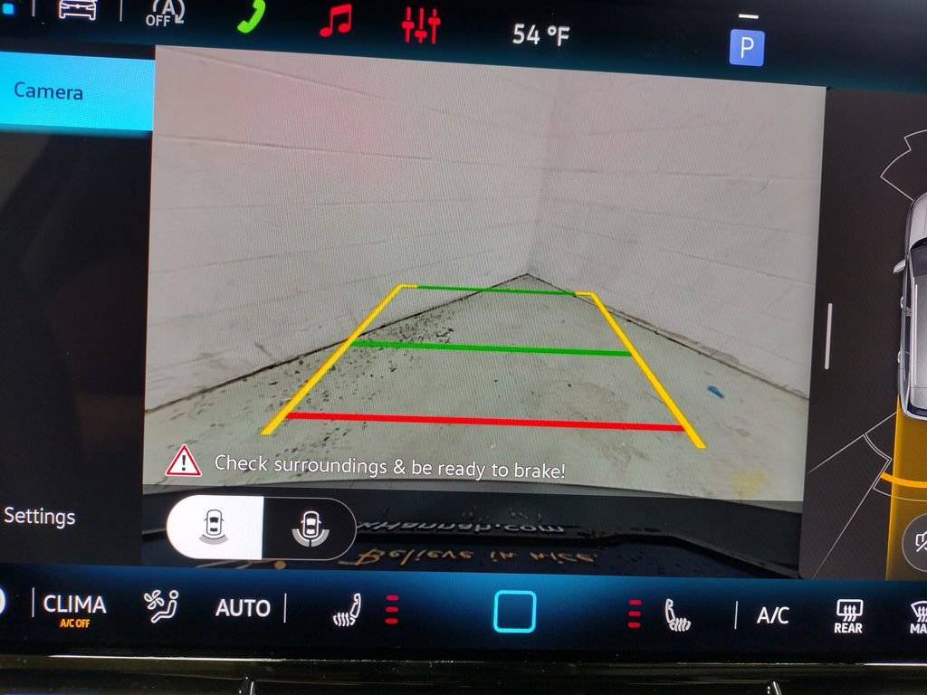 New 2026 Volkswagen Tiguan SE image 8