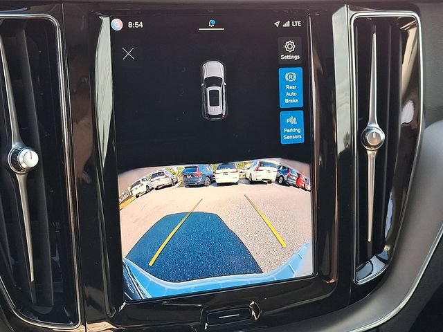 Certified 2024 Volvo XC60 B5 Core w/ Protection Package Premier AWD/4WD image 21
