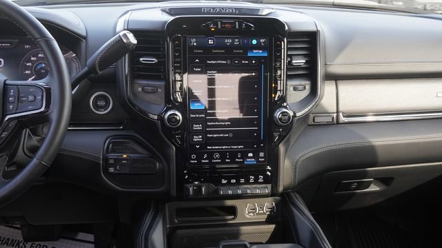 Used 2024 RAM 2500 Limited image 15