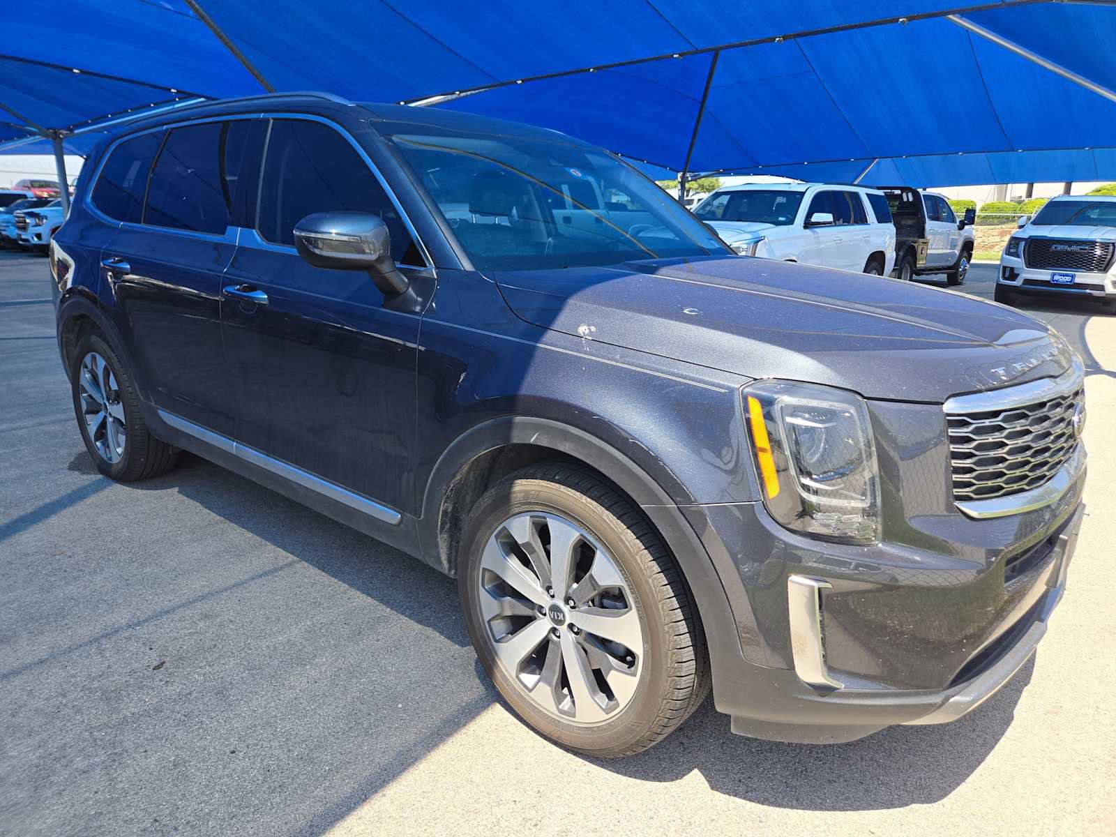Used 2020 Kia Telluride S FWD image 2