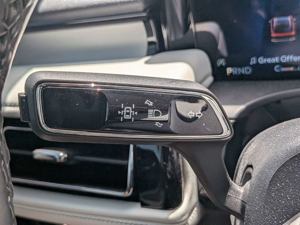 Certified 2025 Lincoln Aviator Reserve w/ Luxury Package AWD/4WD image 29
