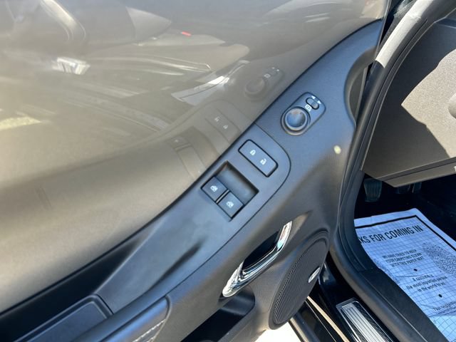 Used 2013 Chevrolet Camaro SS w/ SS Performance Package RWD image 11