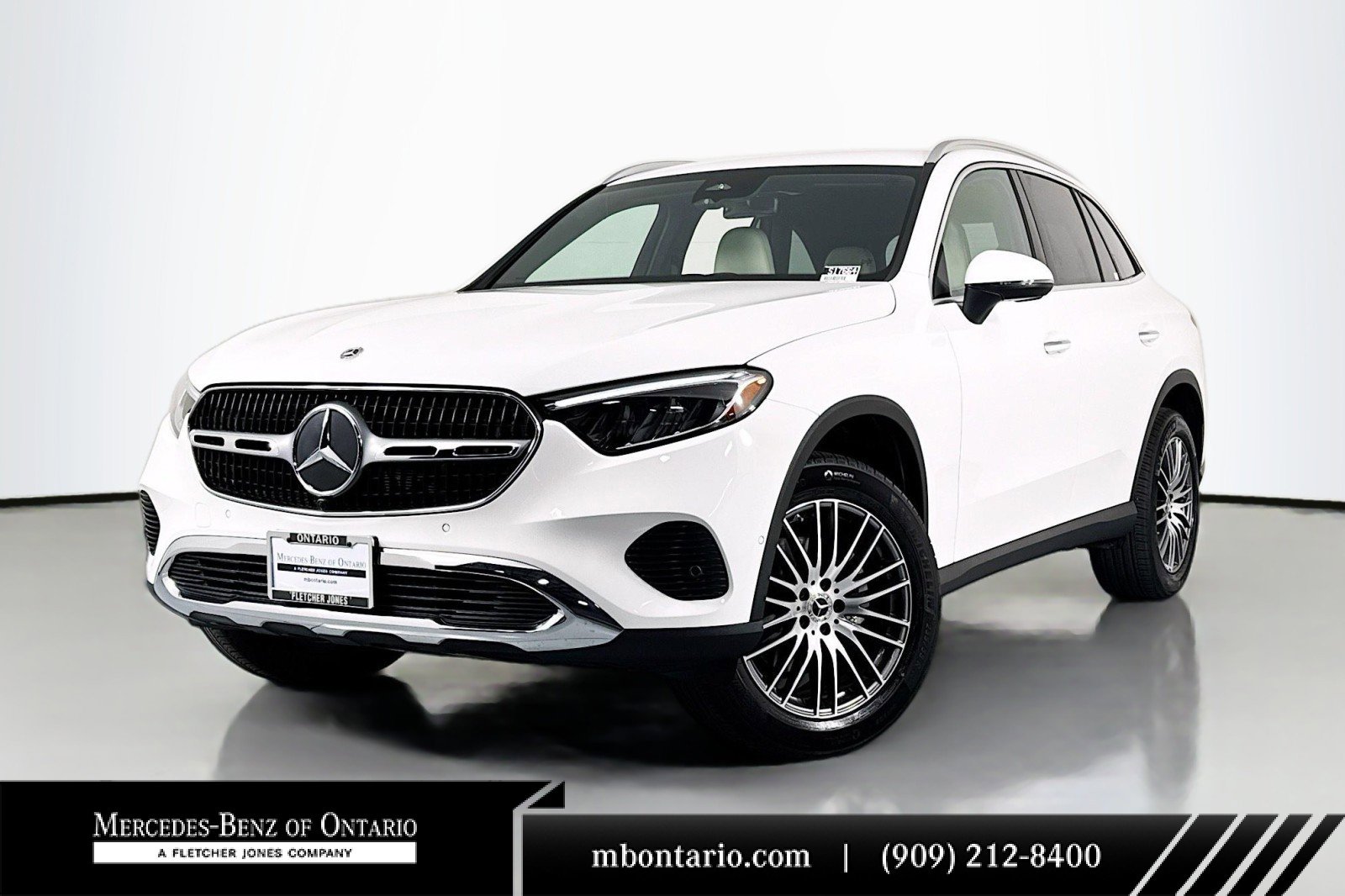 Certified 2025 Mercedes-Benz GLC 300 image 1