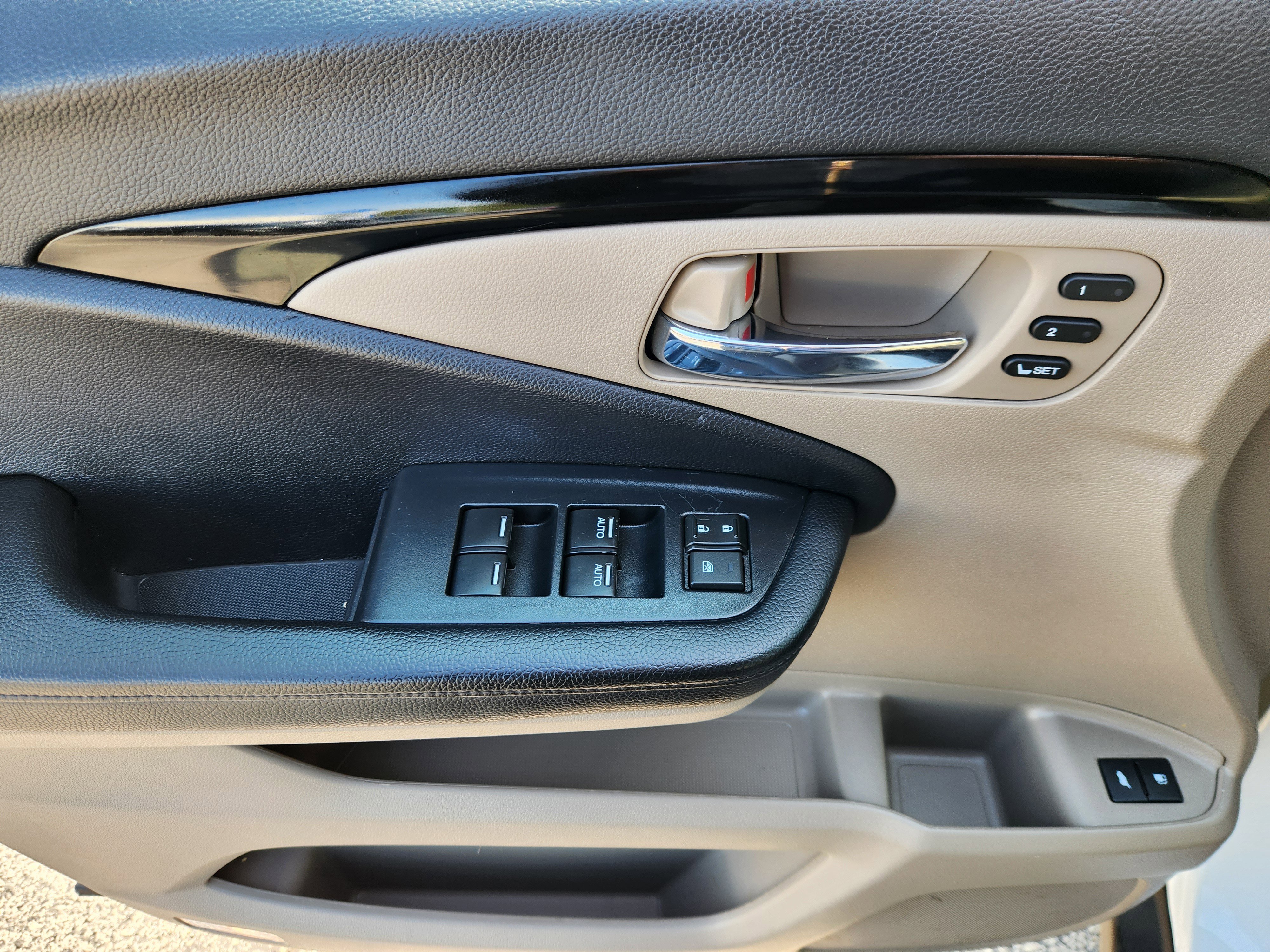 Used 2021 Honda Pilot Touring image 19