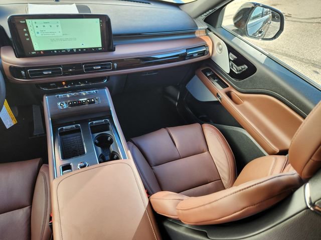 New 2026 Lincoln Aviator Reserve image 12