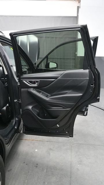 Used 2019 Subaru Forester Limited w/ Popular Package #3 AWD/4WD image 18
