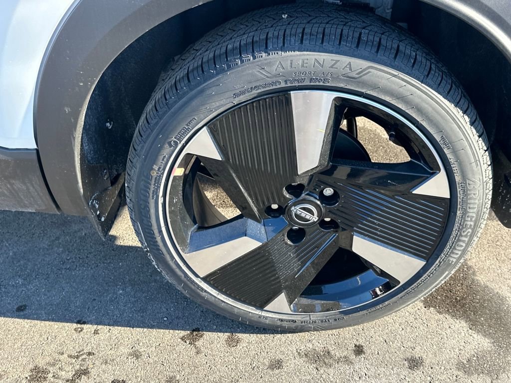 New 2026 Nissan Kicks SR w/ Illumination Package image 36