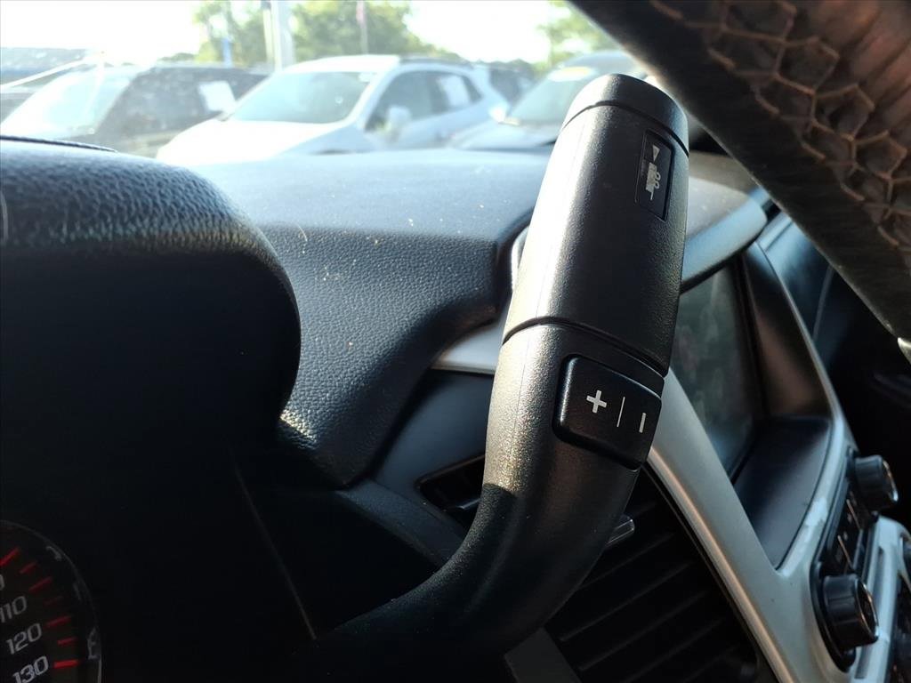 Used 2016 GMC Yukon XL SLE w/ Convenience Package image 15