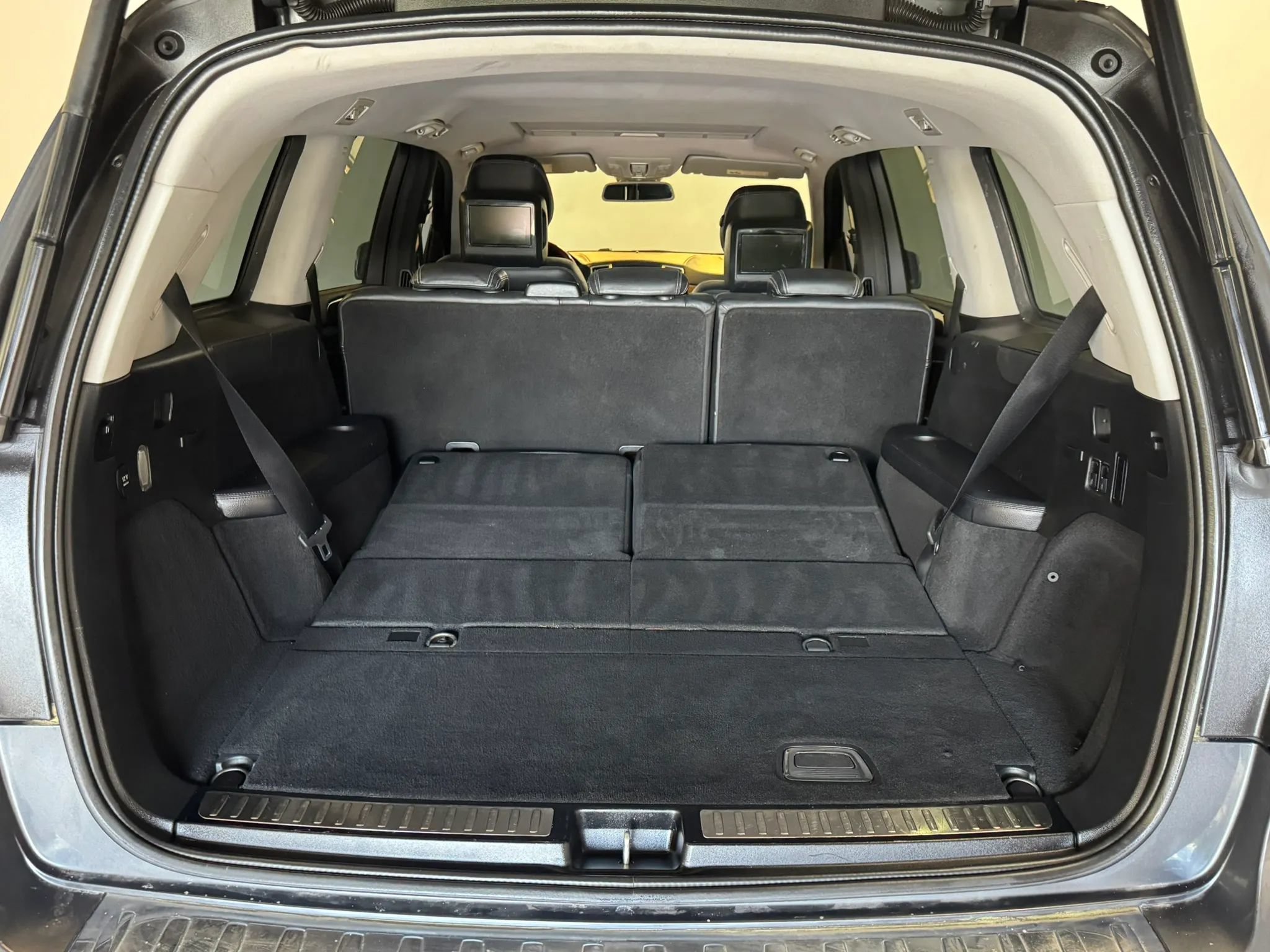 Used 2013 Mercedes-Benz GL 450 4MATIC image 36