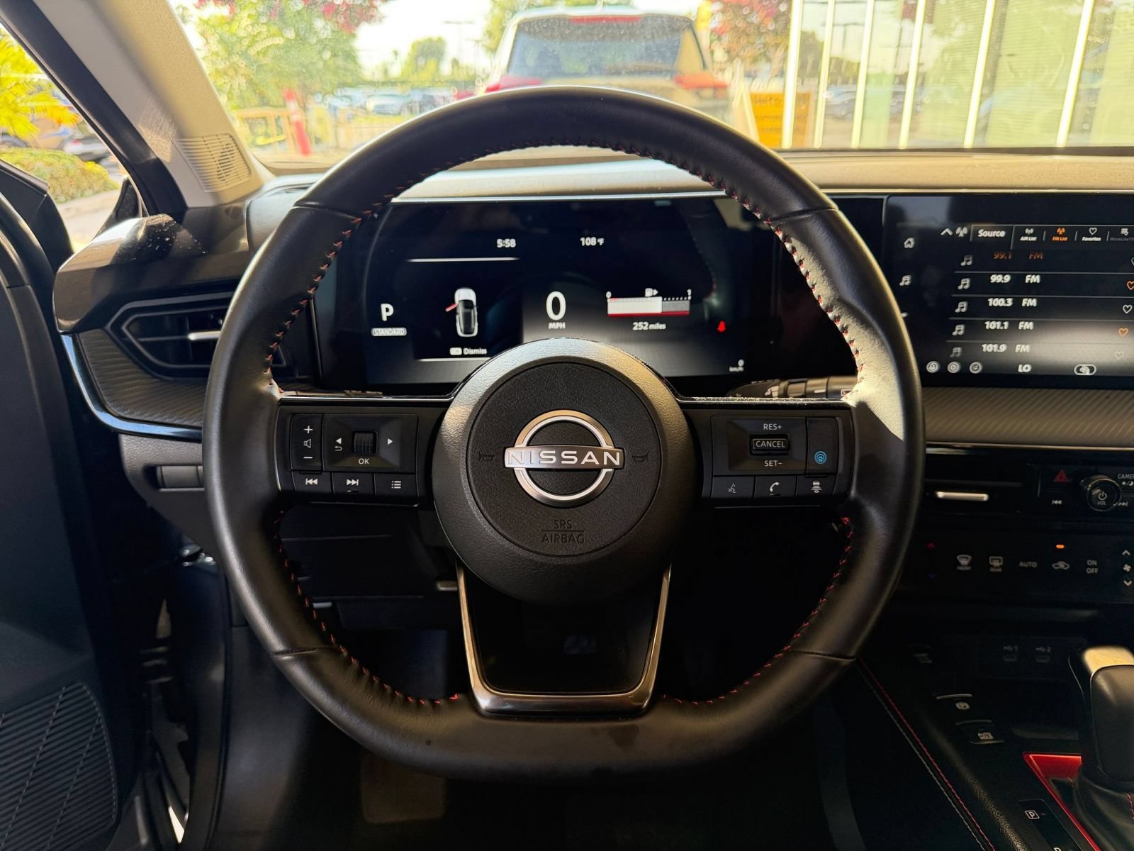Used 2026 Nissan Kicks SR FWD image 24