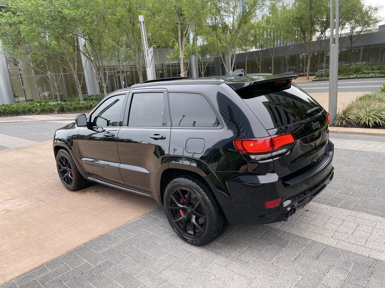 Used 2021 Jeep Grand Cherokee SRT AWD/4WD image 25