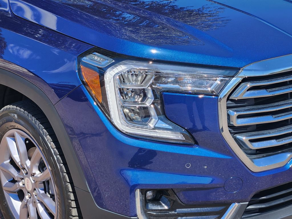 Used 2022 GMC Terrain SLT w/ Infotainment Package II AWD/4WD image 28