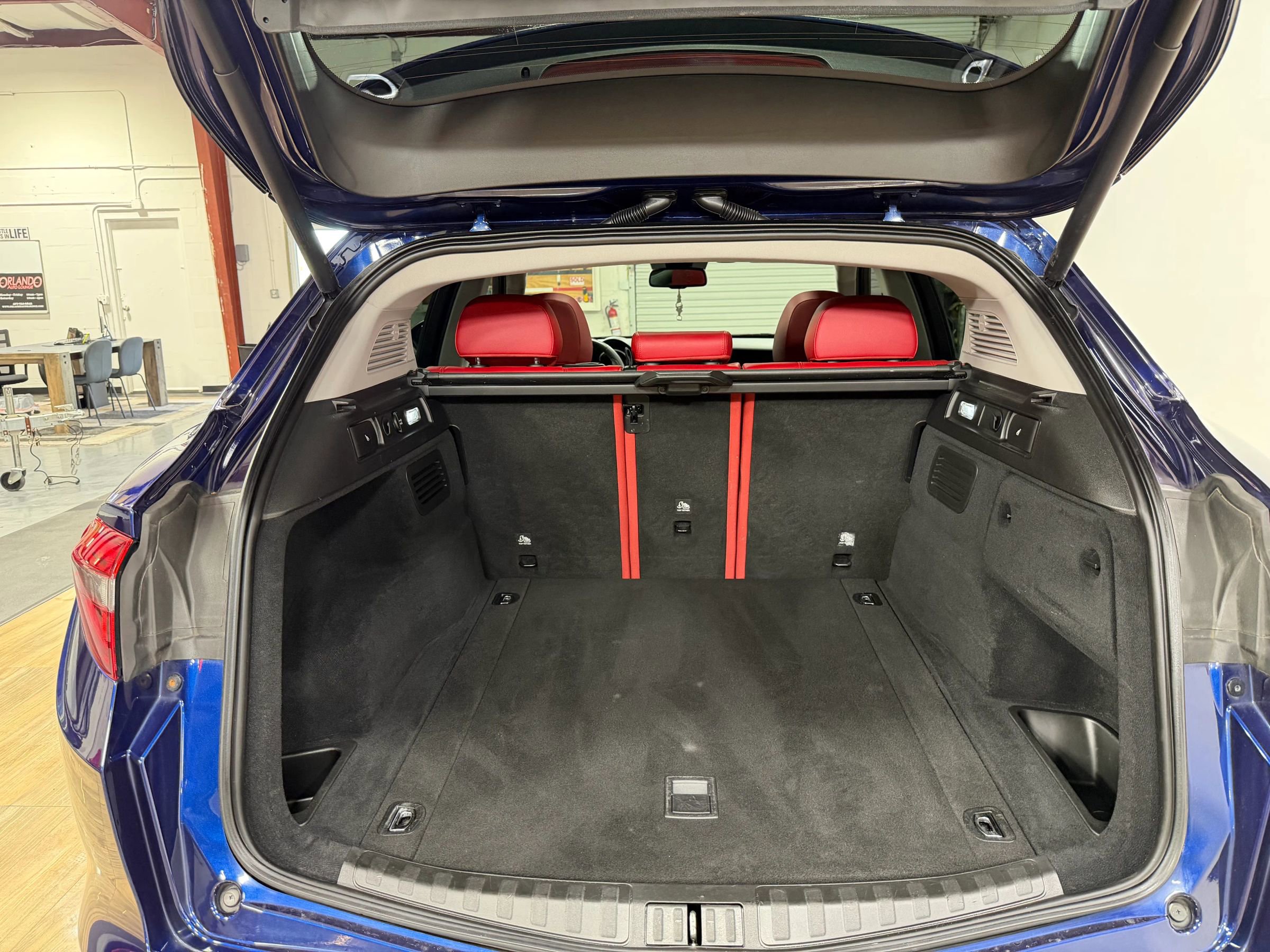 Used 2021 Alfa Romeo Stelvio Ti w/ Nero Edizione image 7