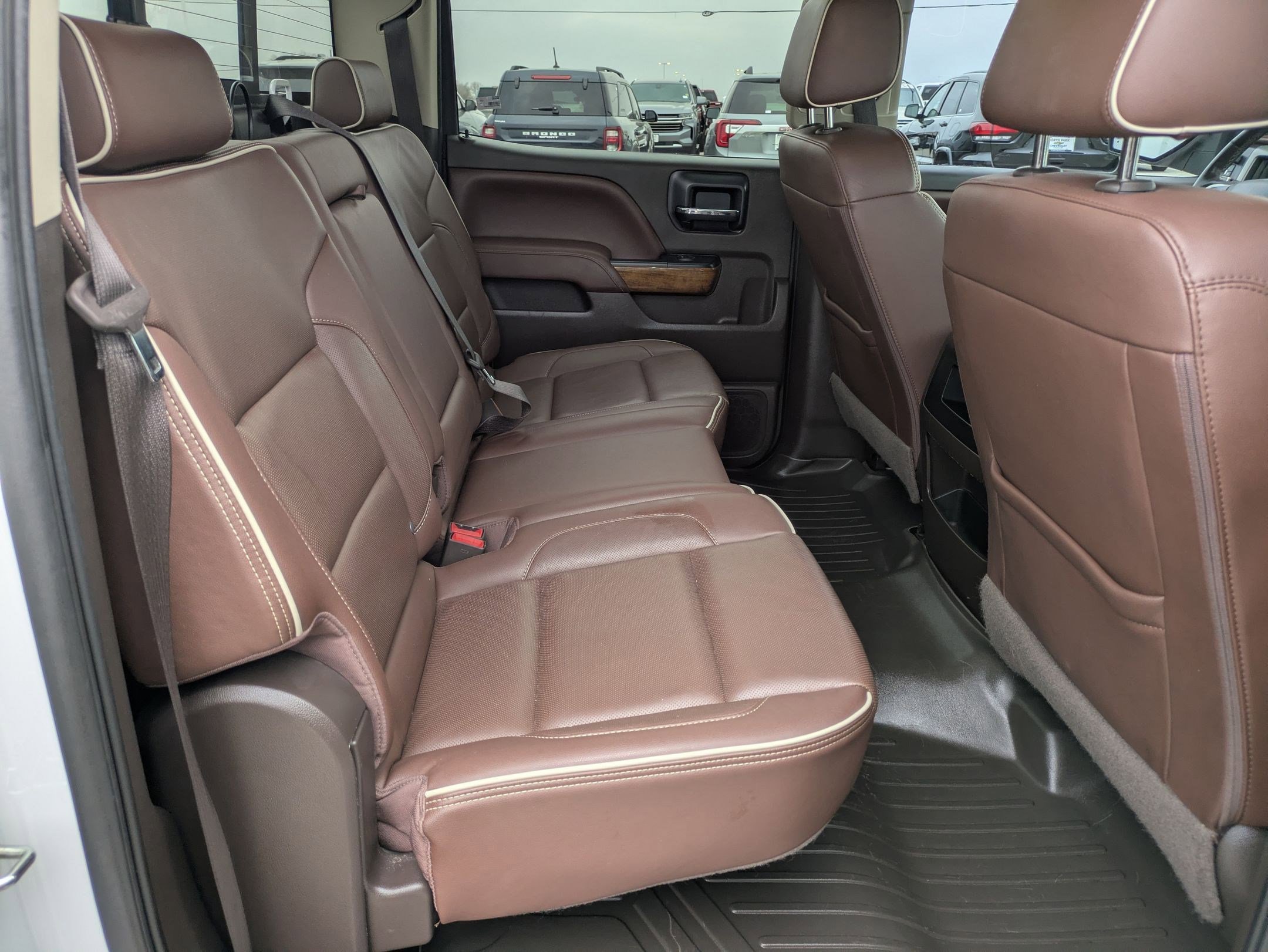 Used 2016 Chevrolet Silverado 1500 High Country w/ High Country Premium Package image 24