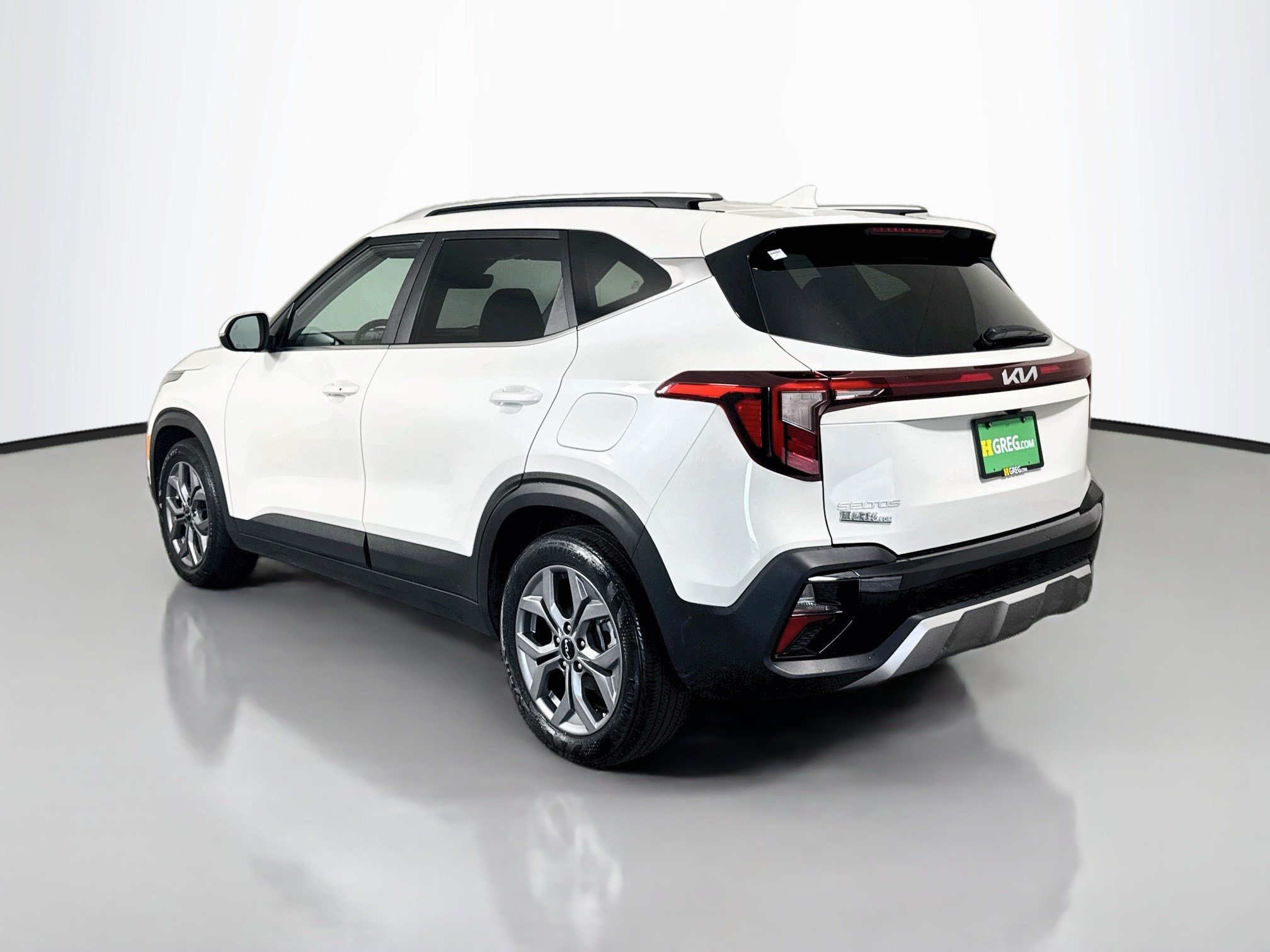 Used 2024 Kia Seltos S FWD image 7