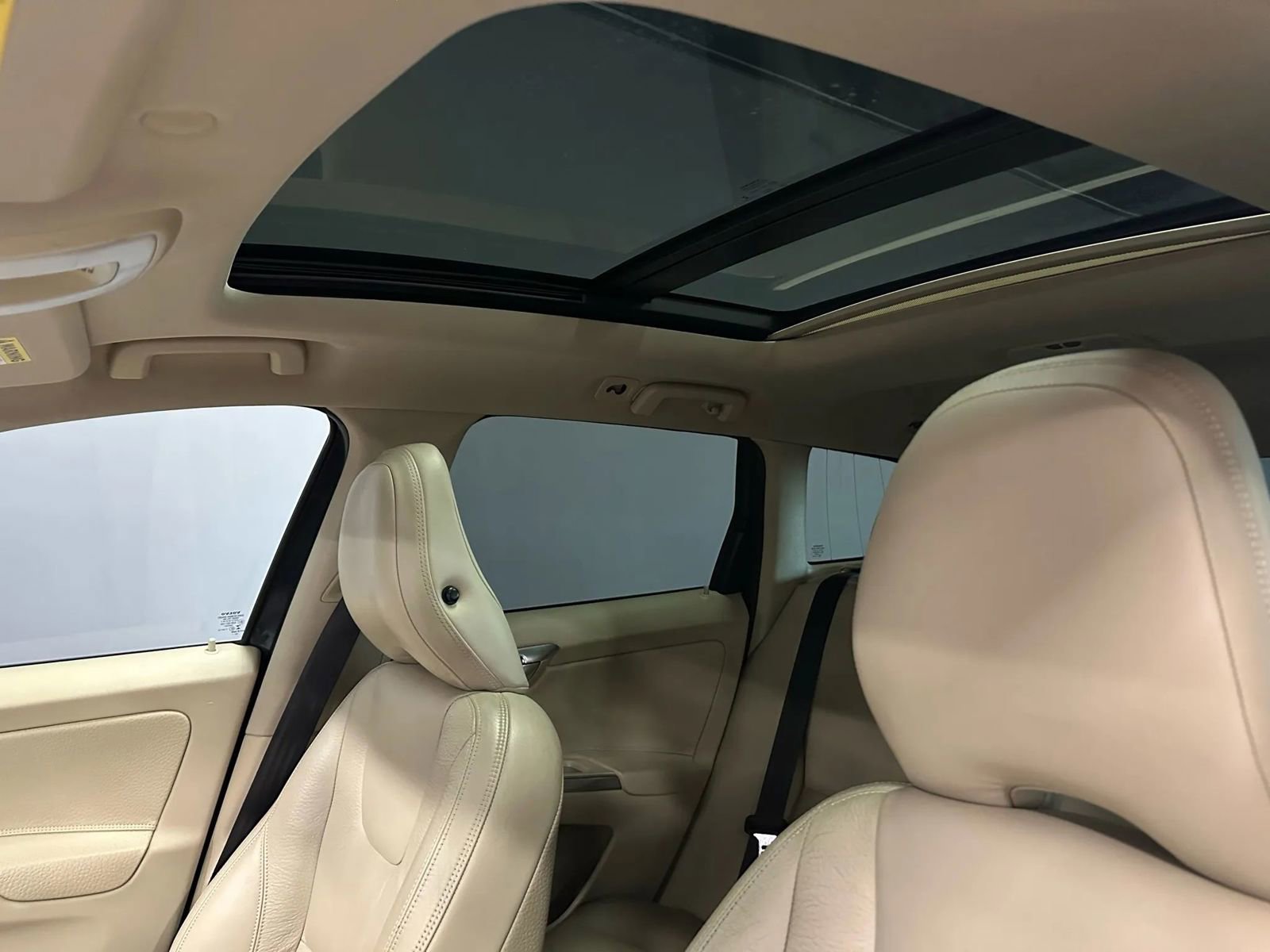 Used 2014 Volvo XC60 T6 image 15