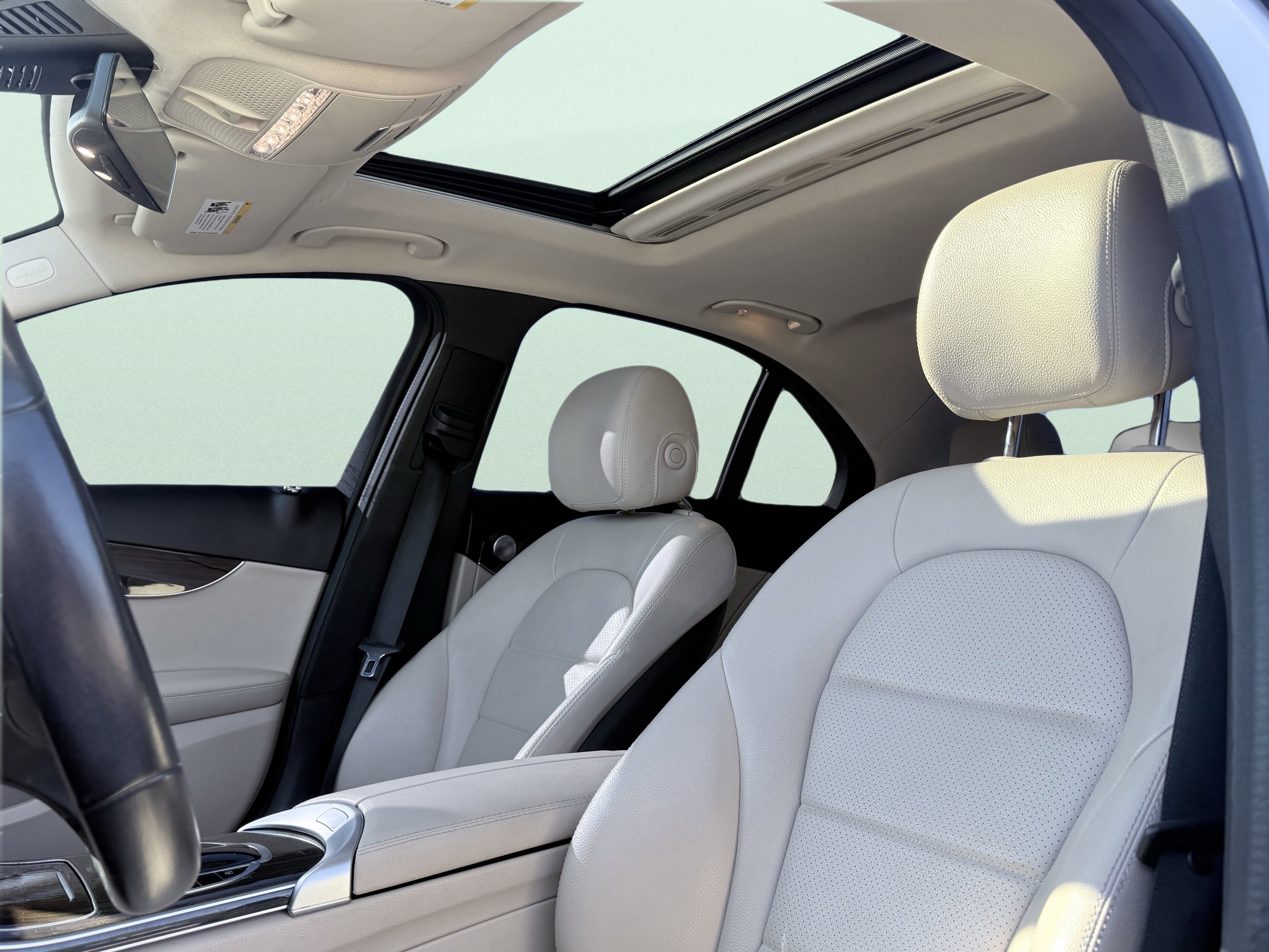 Used 2021 Mercedes-Benz C 300 Sedan image 11