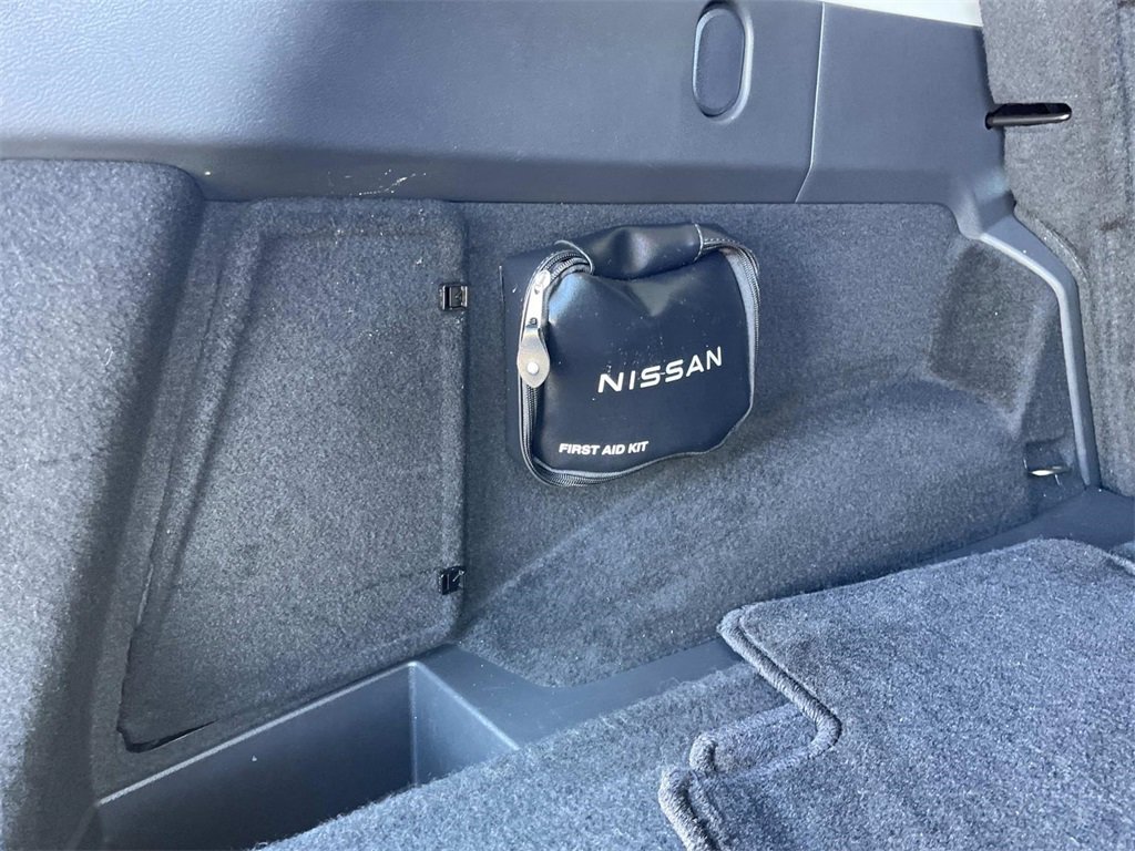 Used 2023 Nissan Rogue SV image 20