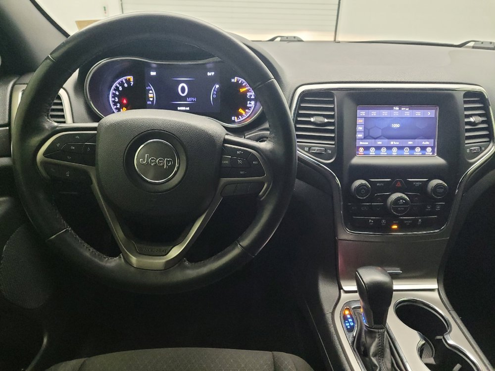 Used 2018 Jeep Grand Cherokee Laredo image 22