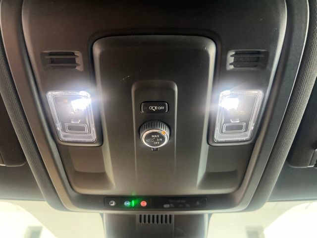 Used 2025 Chevrolet Tahoe LT AWD/4WD image 27