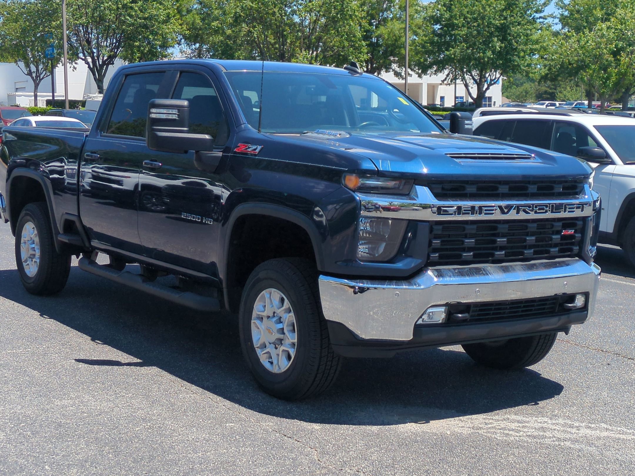 Used 2022 Chevrolet Silverado 2500 LT w/ All Star Edition AWD/4WD video 2