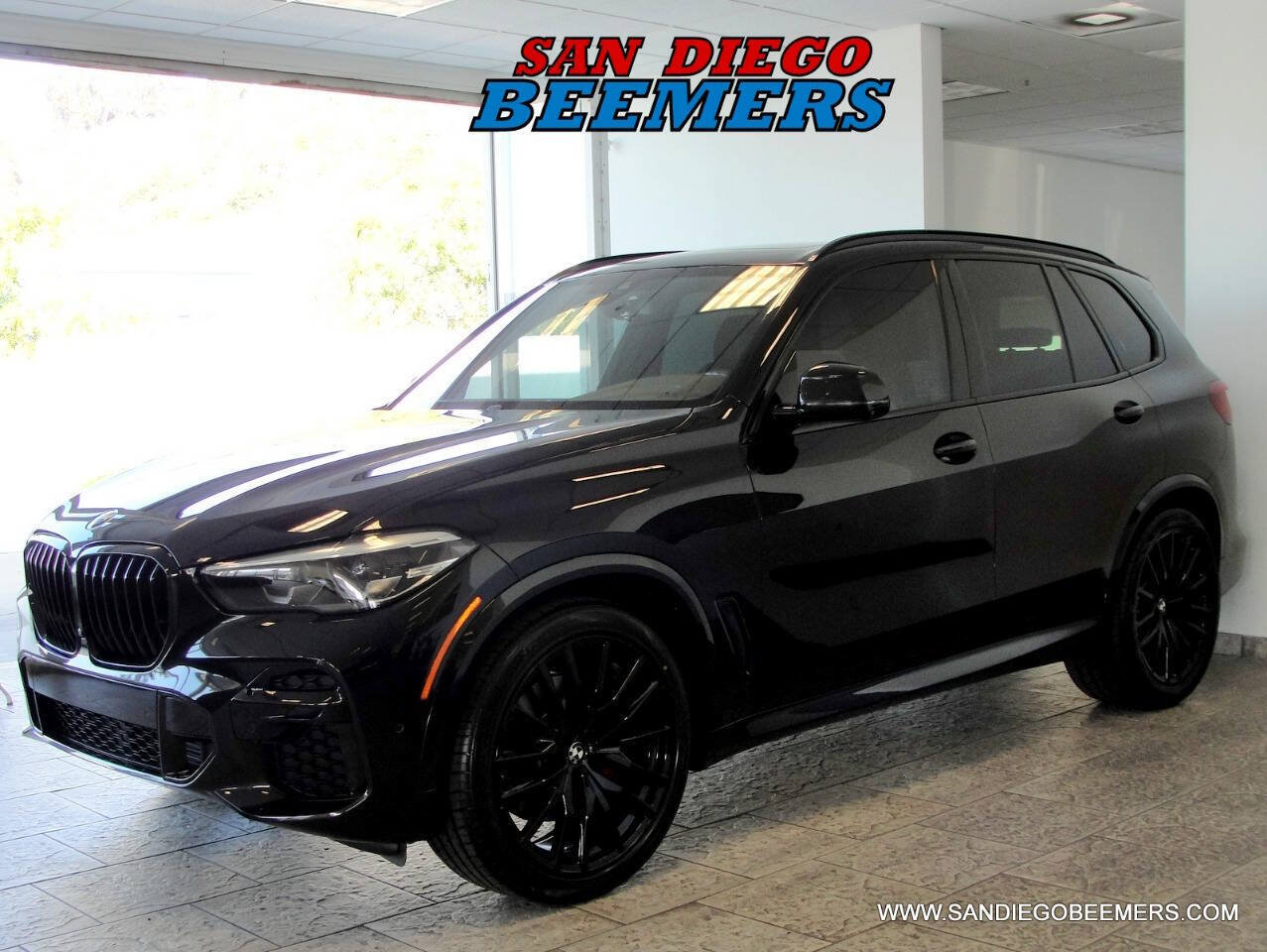 Used 2022 BMW X5 xDrive40i w/ M Sport Package AWD/4WD image 14