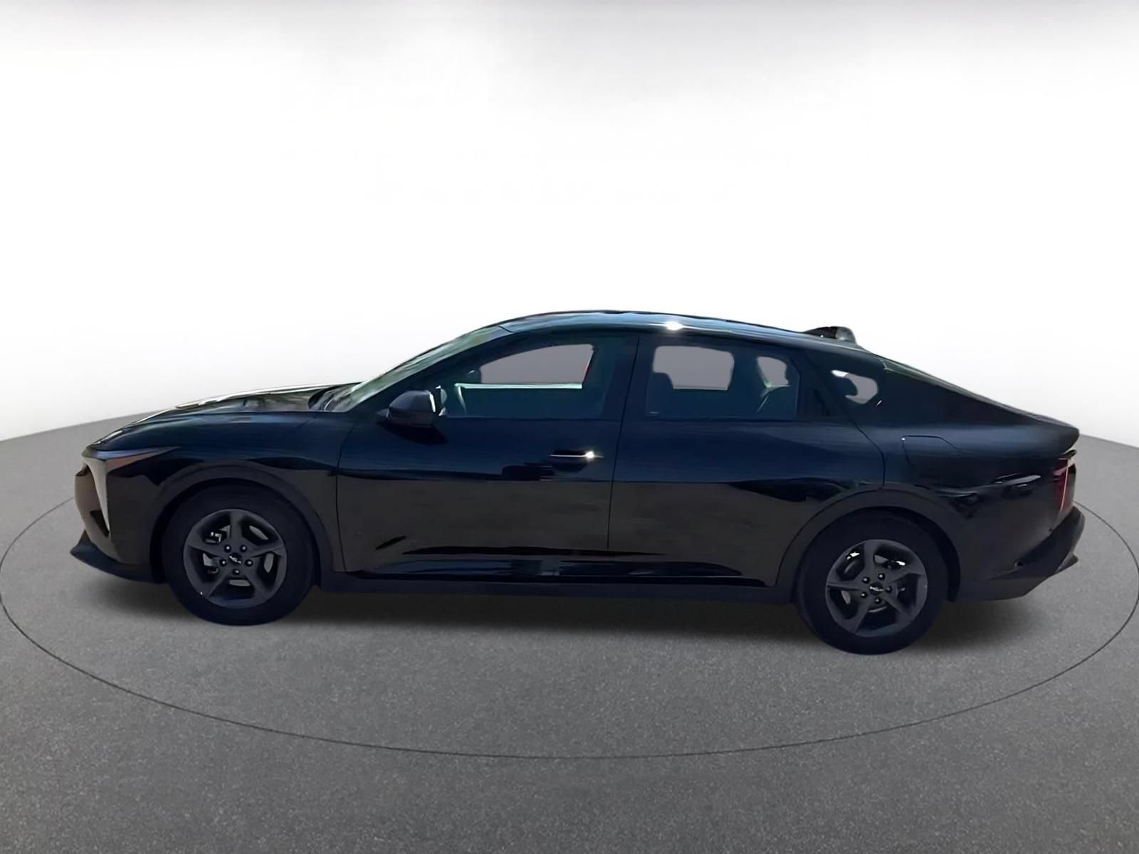 Used 2025 Kia K4 FWD image 8