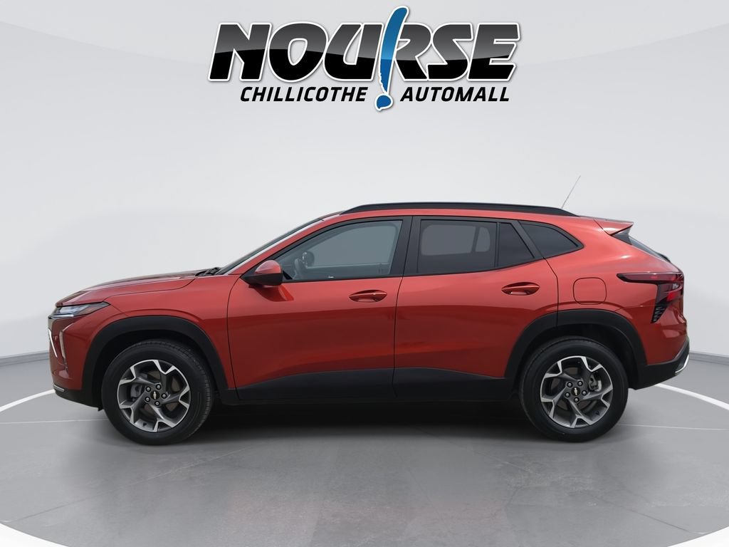 Used 2024 Chevrolet Trax LT w/ LT Convenience Package FWD image 5