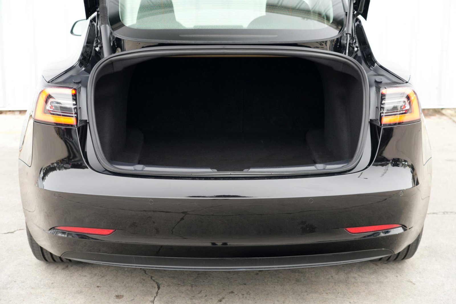 Used 2022 Tesla Model 3 Performance image 10