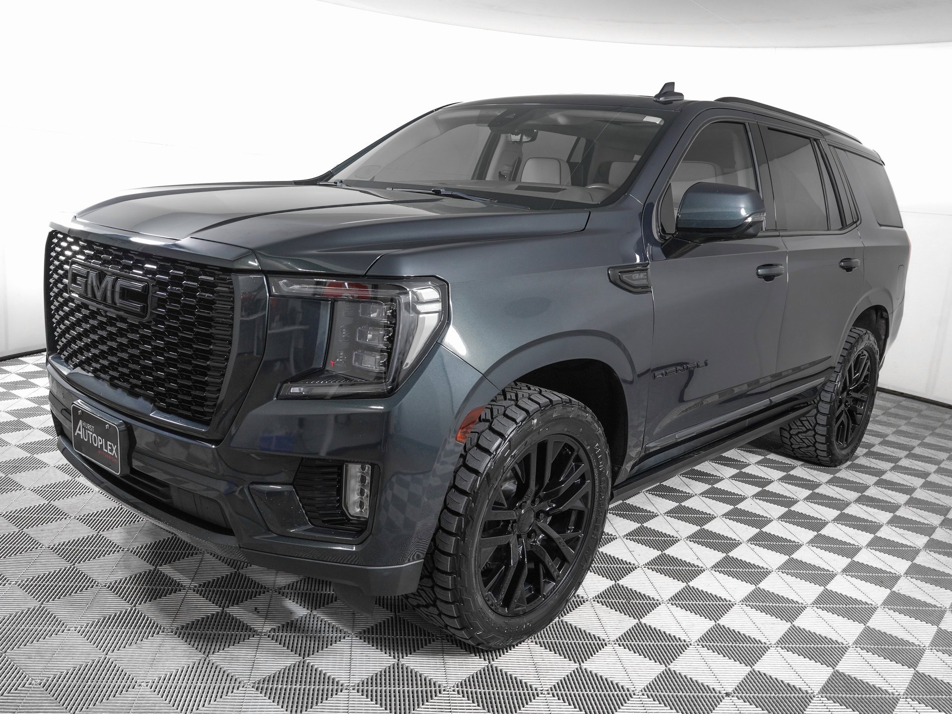 Used 2021 GMC Yukon Denali image 8