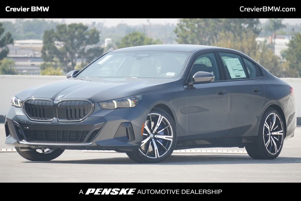 New 2026 BMW 540i xDrive w/ Executive Package