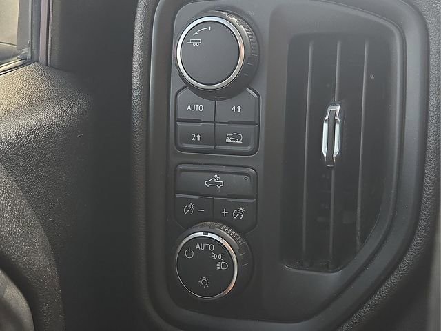 Used 2022 Chevrolet Silverado 1500 Custom image 26