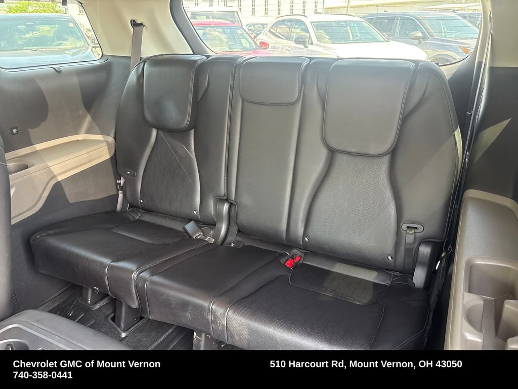 Used 2025 Kia Carnival EX FWD image 33