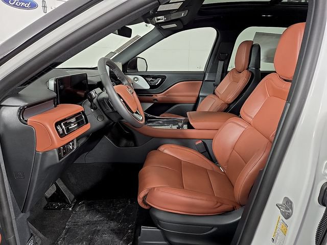 New 2026 Lincoln Aviator Reserve AWD/4WD image 13