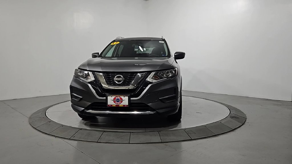 Used 2017 Nissan Rogue S w/ S Appearance Package AWD/4WD image 9