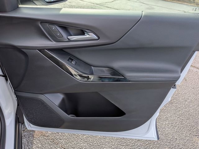 New 2026 Chevrolet Equinox LT w/ Convenience Package II image 33