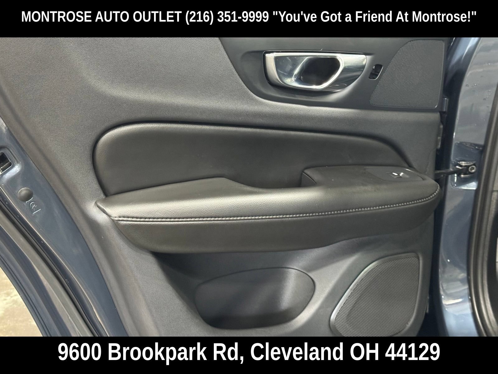 Used 2019 Volvo S60 T6 Momentum w/ Multimedia Package AWD/4WD image 37