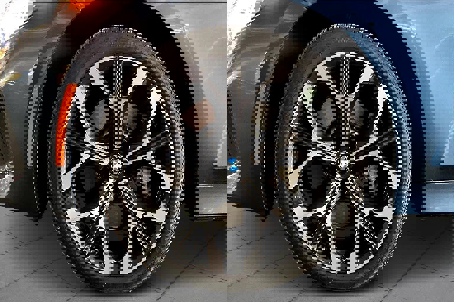 Certified 2025 BMW 330i Sedan image 10