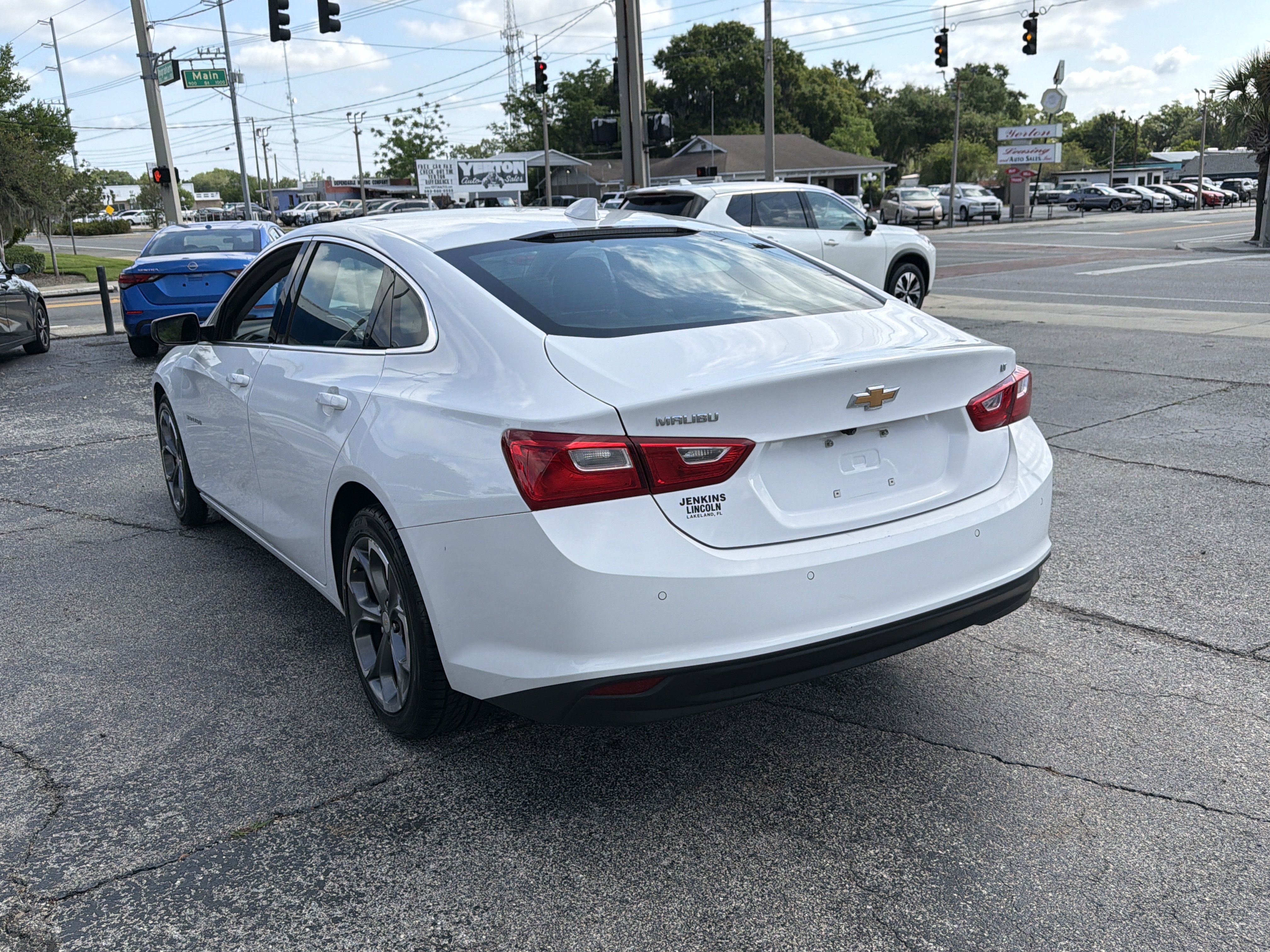 Used 2024 Chevrolet Malibu LT FWD image 5