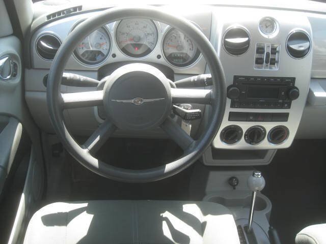 Used 2007 Chrysler PT Cruiser Touring w/ Fleet Value Group I FWD image 14