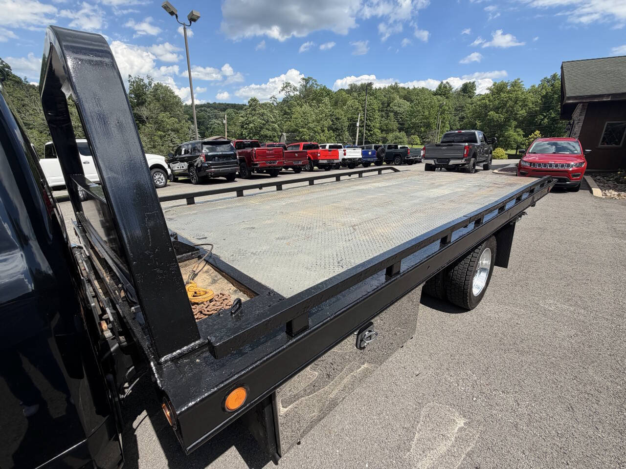 Used 2017 Ford F550 4x4 Regular Cab Super Duty image 12