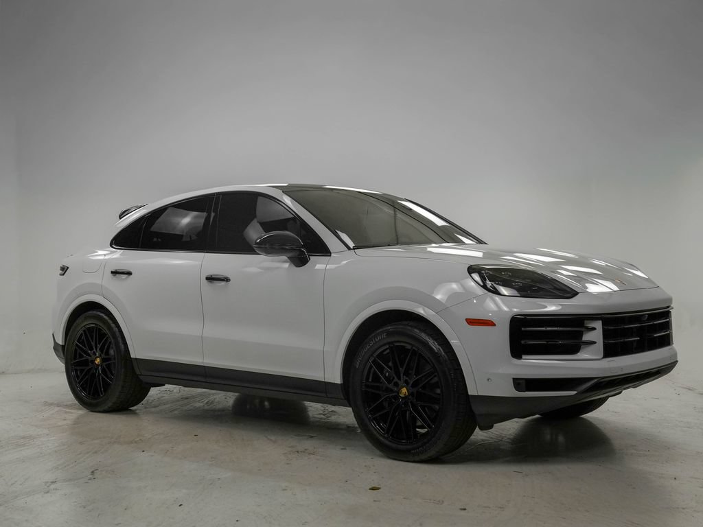 Certified 2024 Porsche Cayenne Coupe AWD/4WD image 8
