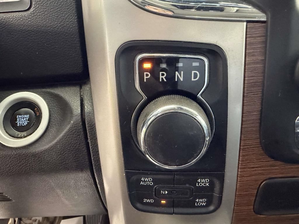 Used 2017 RAM 1500 Laramie AWD/4WD image 26