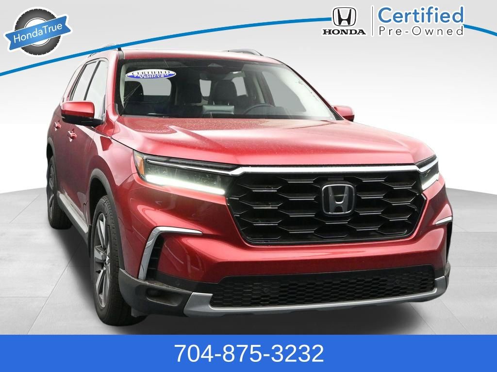 Certified 2025 Honda Pilot Touring