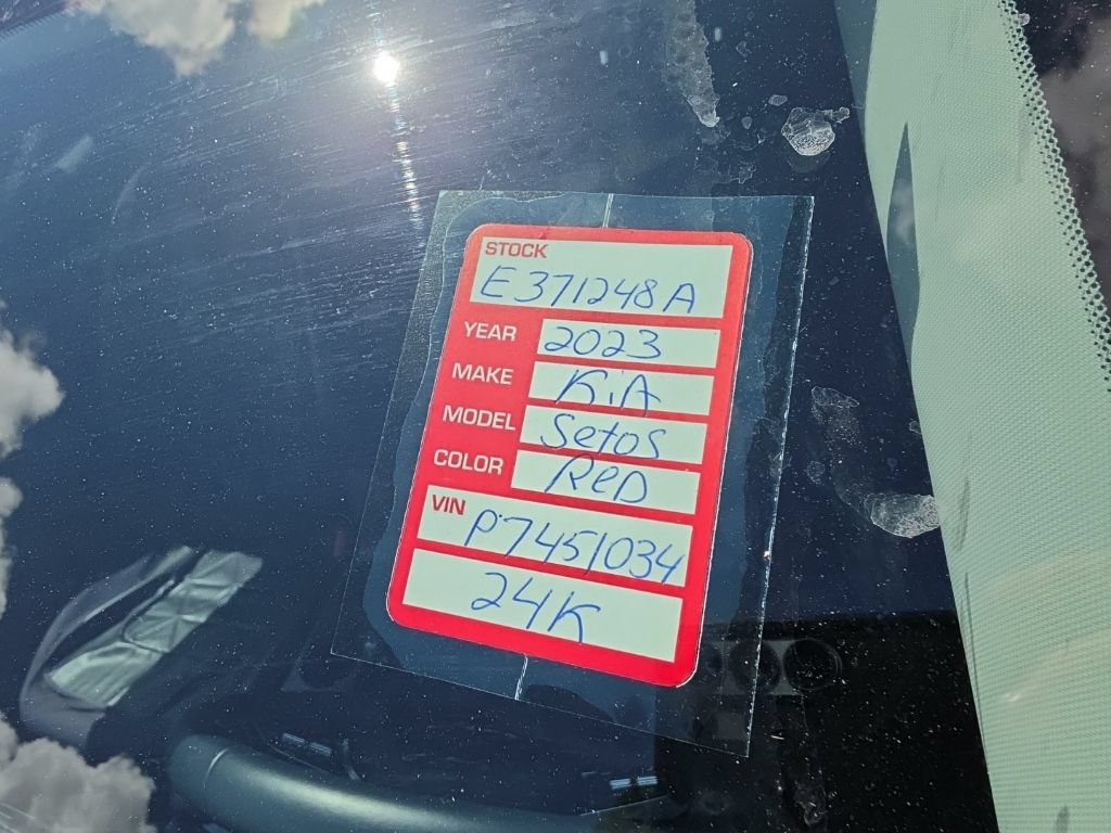 Certified 2023 Kia Seltos S FWD image 11