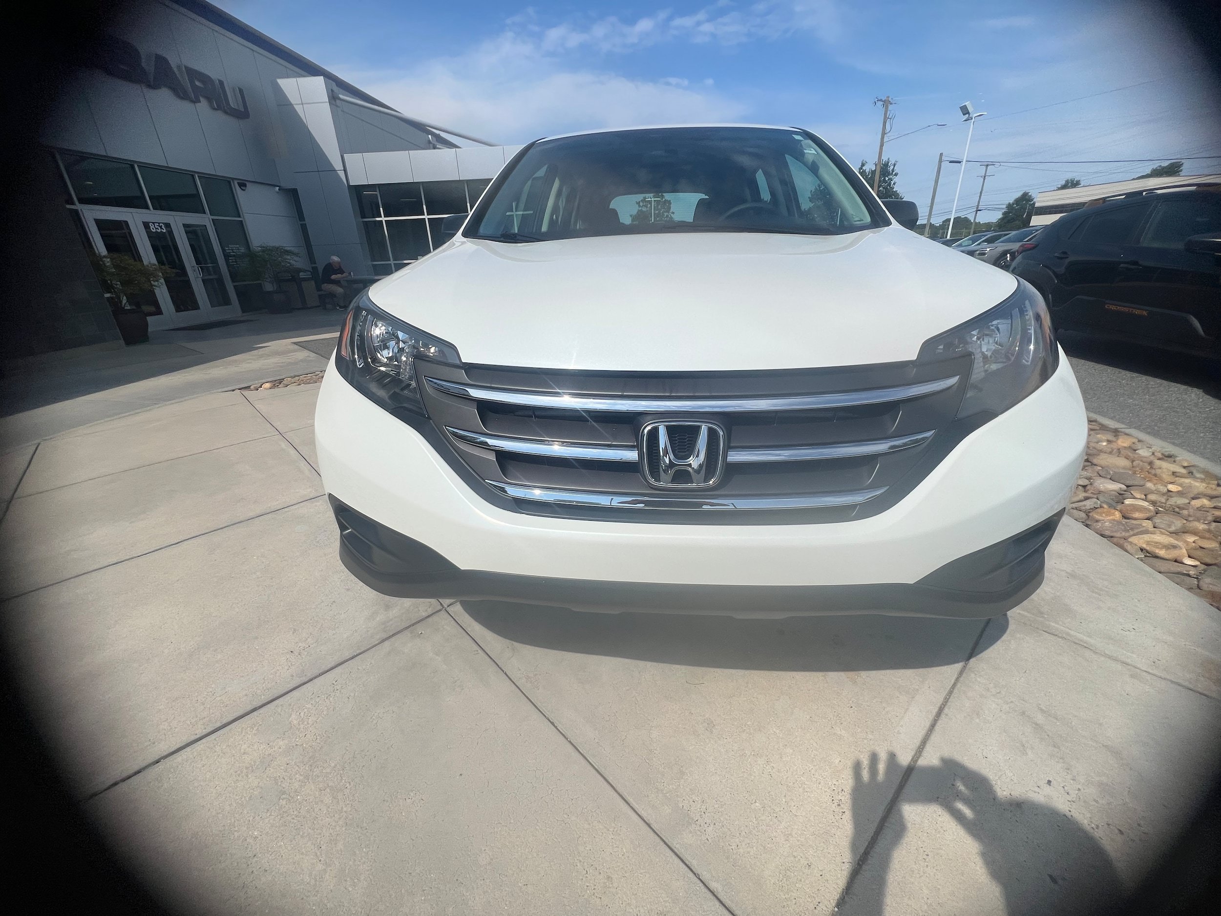 Used 2014 Honda CR-V LX image 2