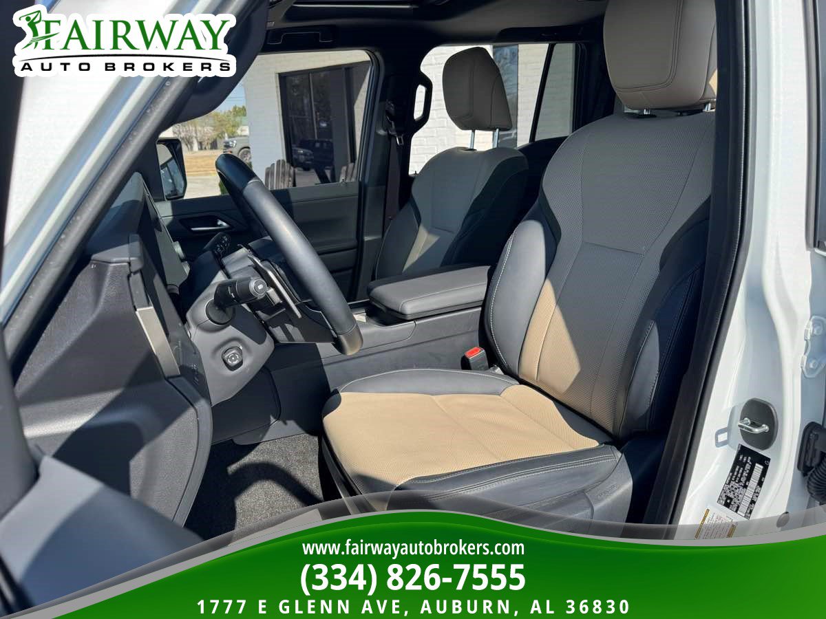Used 2024 Lexus GX 550 AWD/4WD image 10