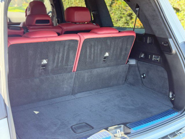 Used 2025 Mercedes-Benz GLS 63 AMG 4MATIC image 30