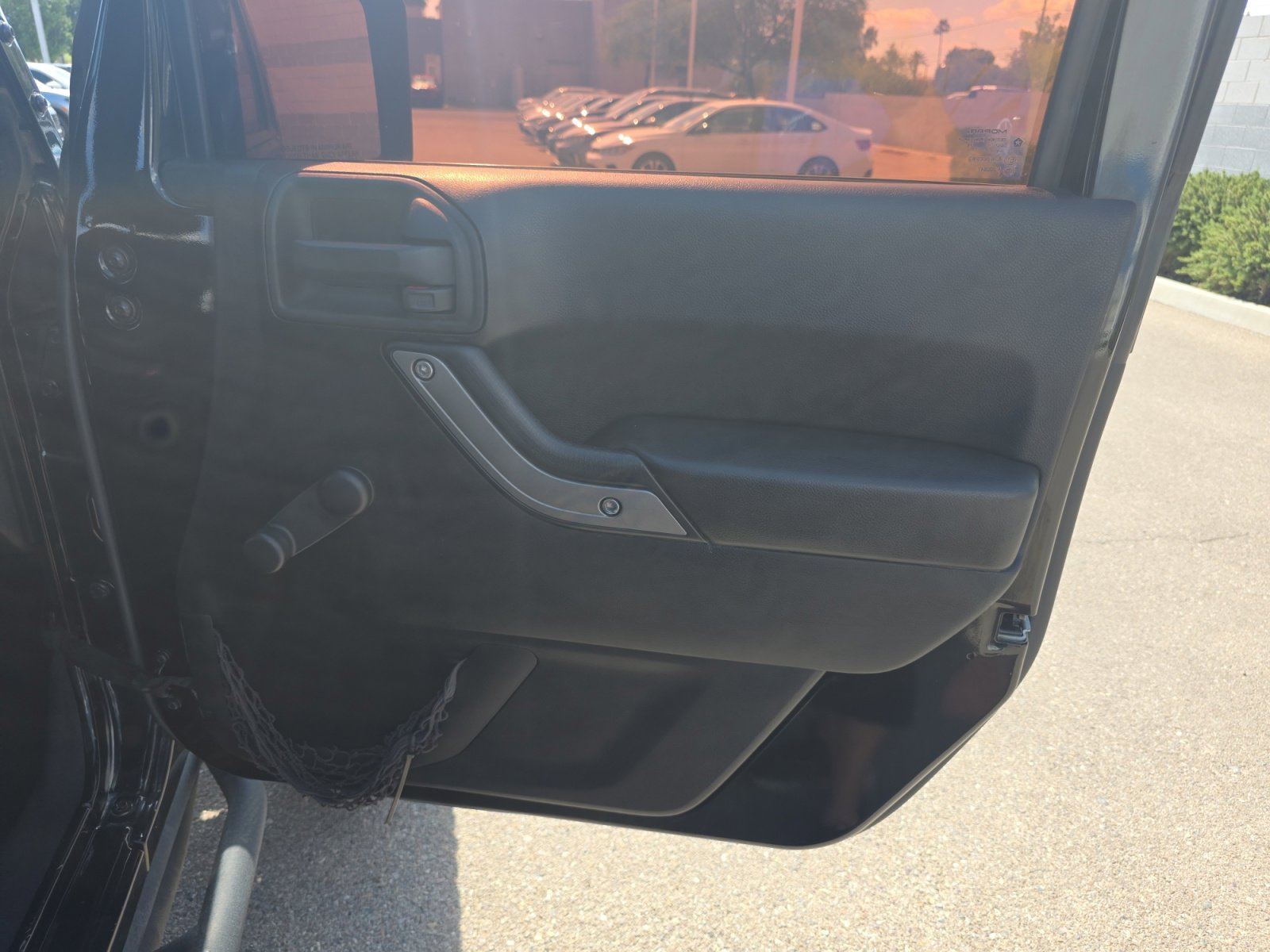Used 2016 Jeep Wrangler Unlimited Sport w/ Connectivity Group AWD/4WD image 16